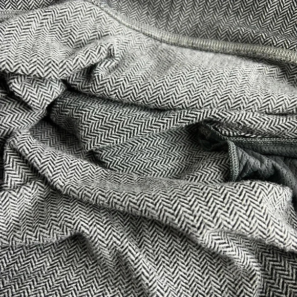 Lululemon Think Fast Long Sleeve Heathered Herringbone Heathered Black Size 4 - Picture 9 of 12